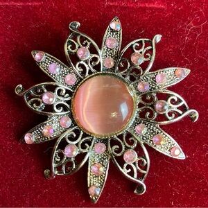 🍒3 for $33🍒  Vintage Brooch Silver Tone Pink Stones